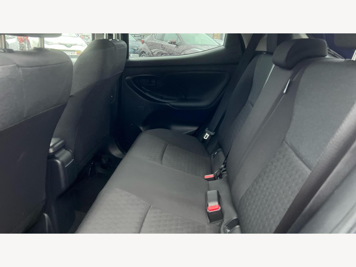 Used Toyota Yaris 2022 for sale - 77215470: Photo 15