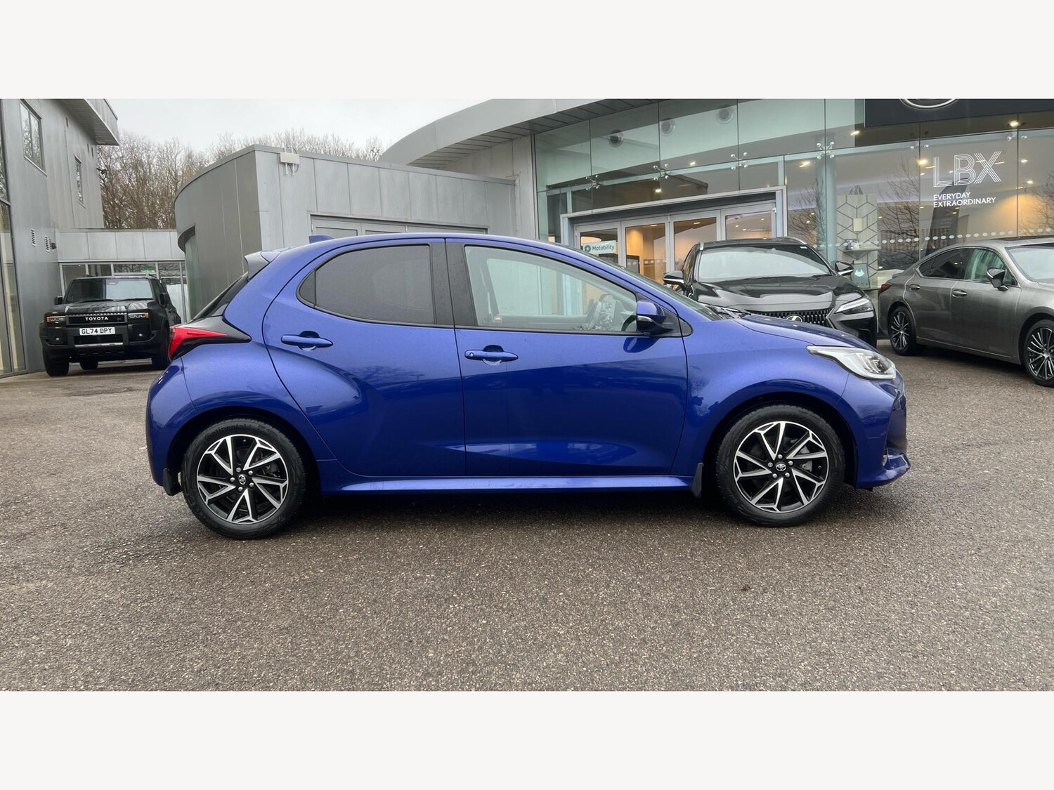 Used Toyota Yaris 2022 for sale - 77215470: Photo 18