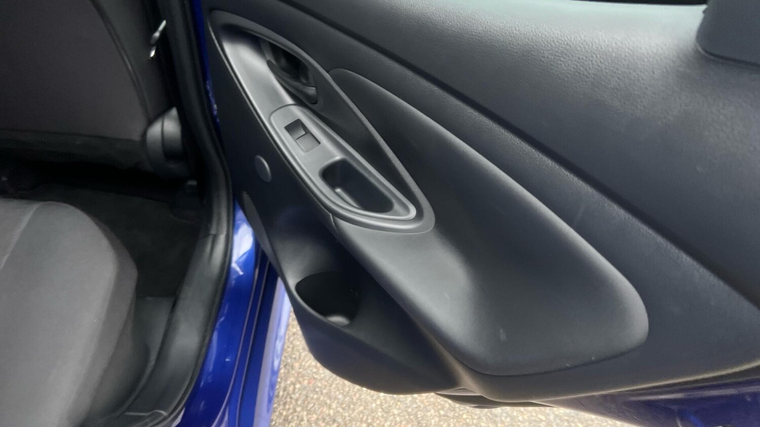 Used Toyota Yaris 2022 for sale - 77215470: Photo 32