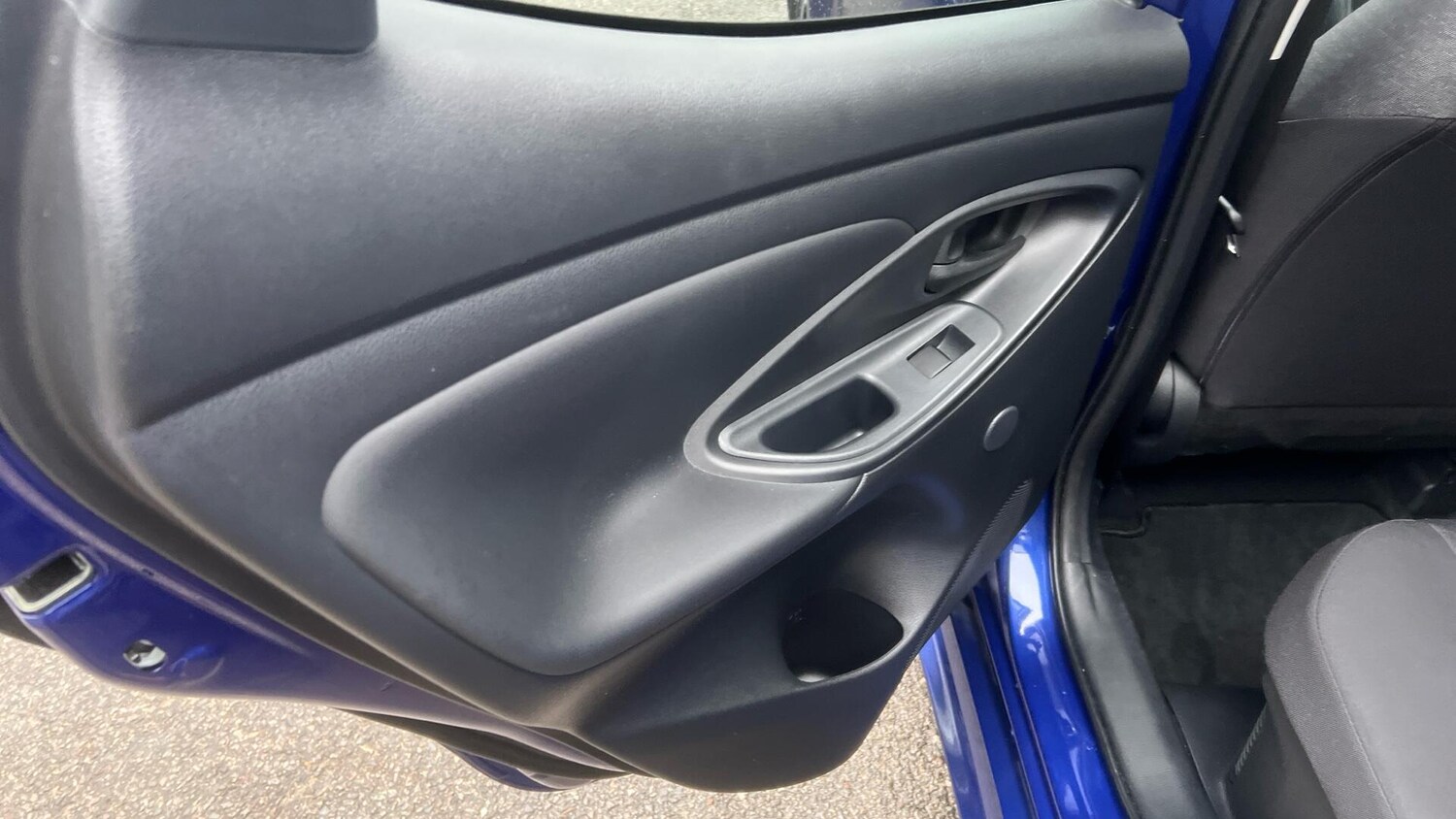 Used Toyota Yaris 2022 for sale - 77215470: Photo 33