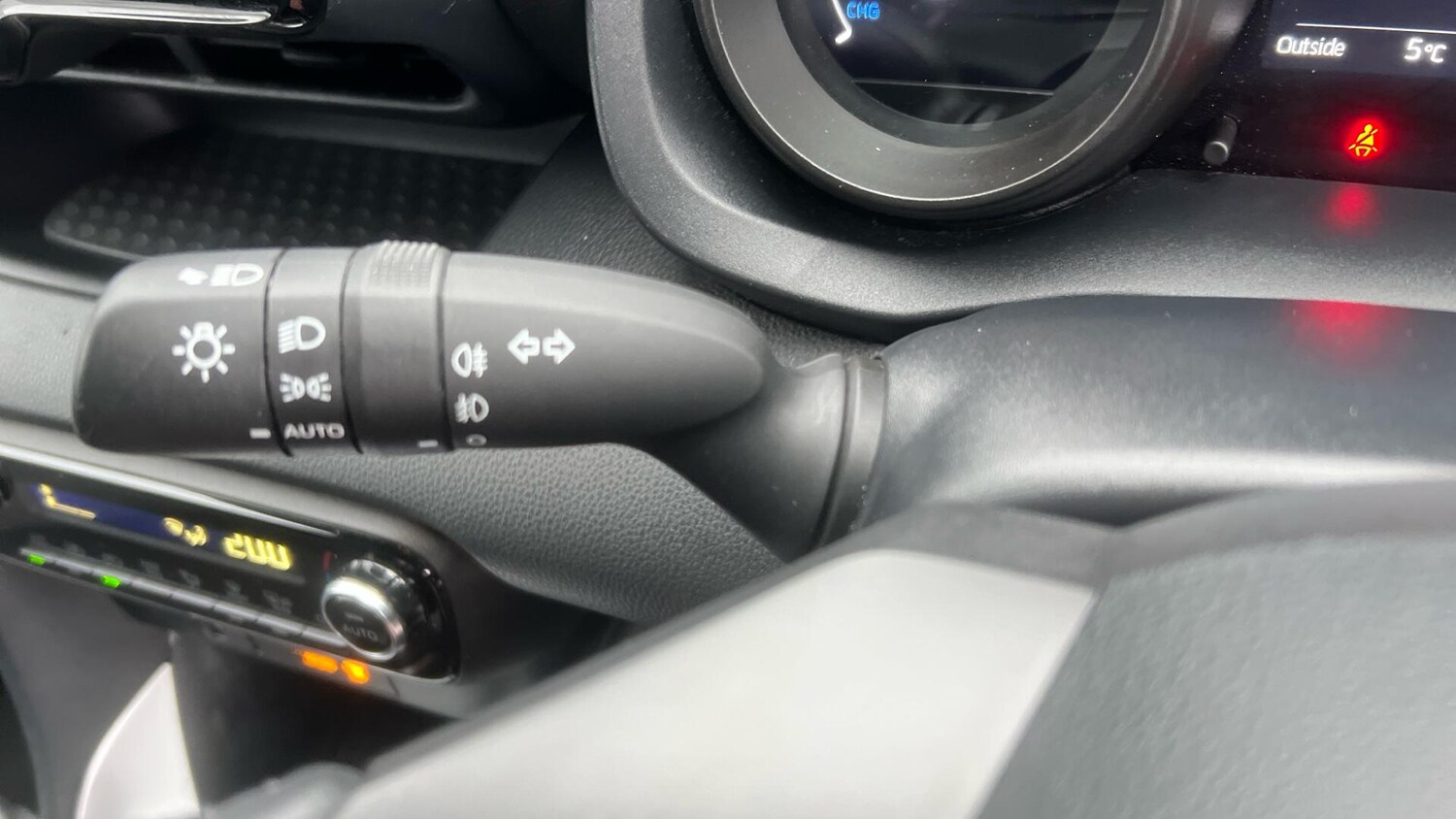 Used Toyota Yaris 2022 for sale - 77215470: Photo 41