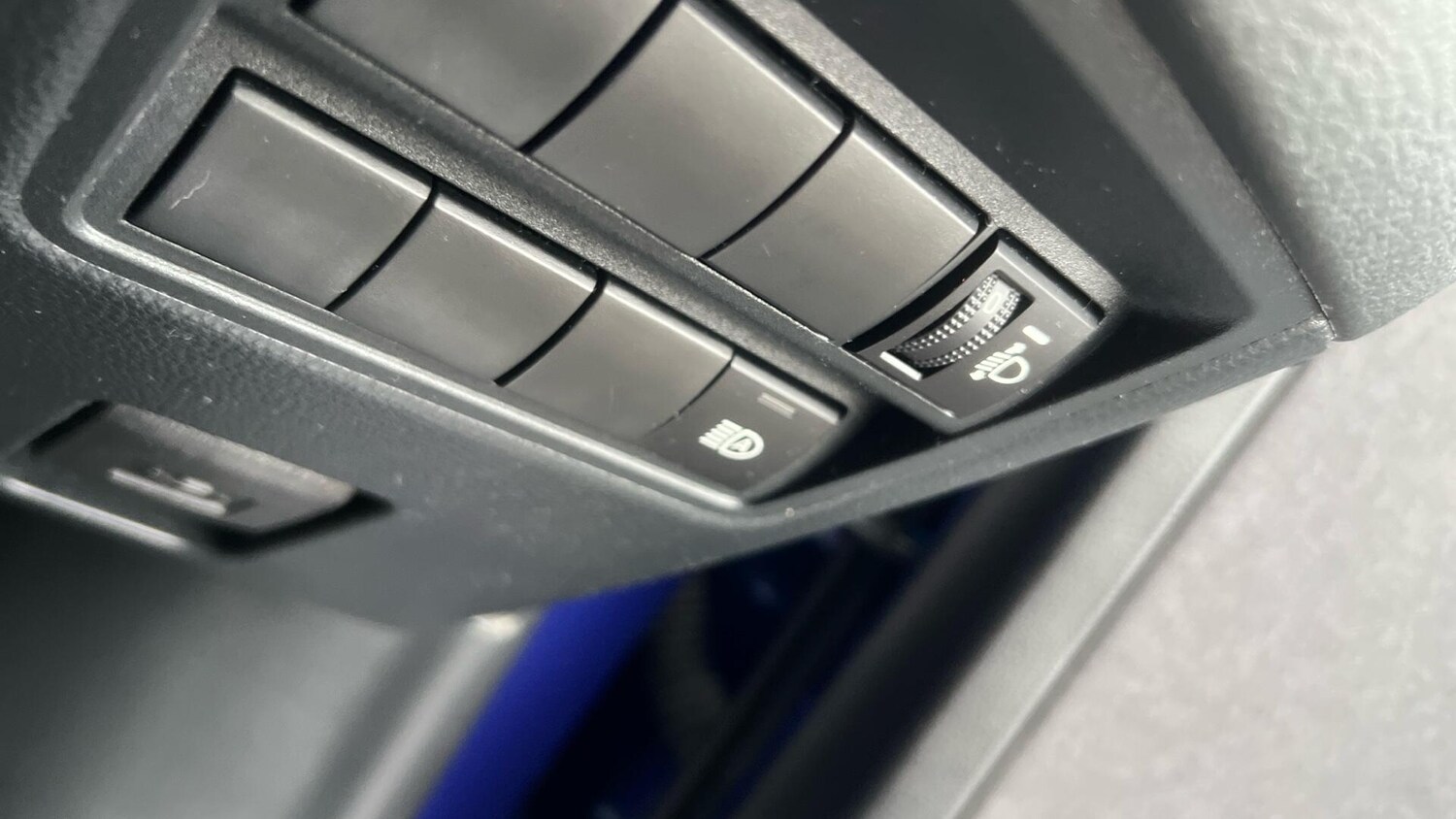 Used Toyota Yaris 2022 for sale - 77215470: Photo 43