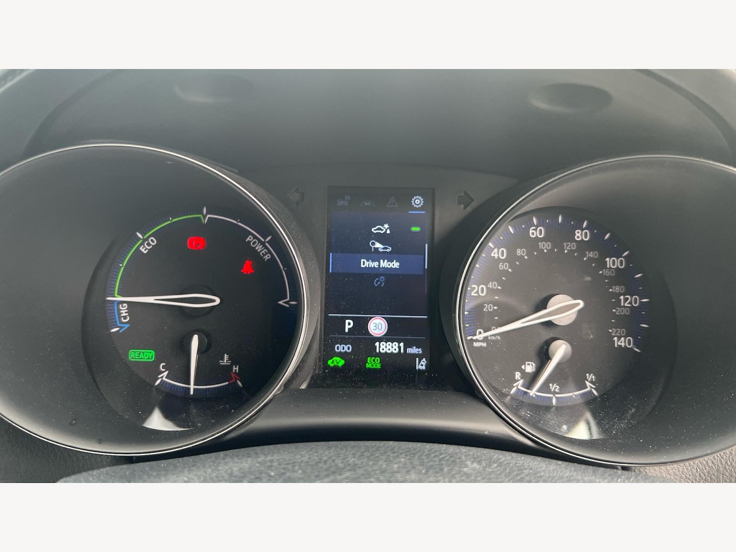 Used Toyota C-HR 2023 for sale - 76327076: Photo 11