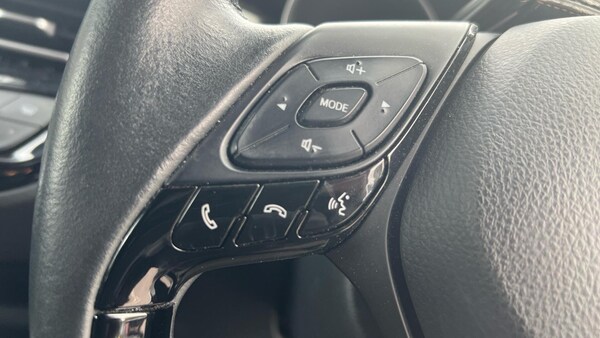 Used Toyota C-HR 2023 for sale - 76327076: Photo 39