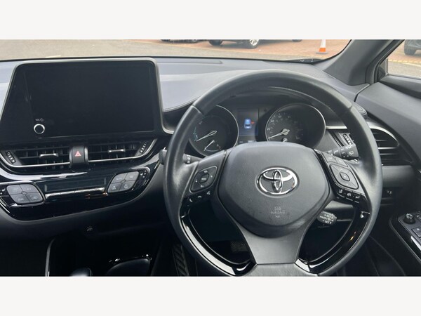 Used Toyota C-HR 2023 for sale - 76327076: Photo 8