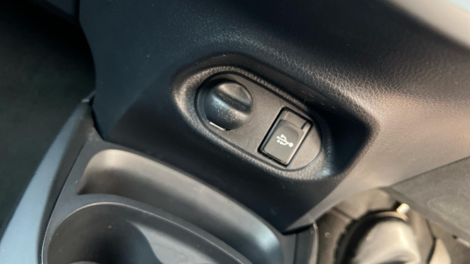 Used Toyota Yaris 2018 for sale - 76866114: Photo 39