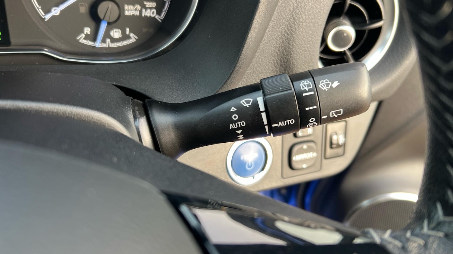 Used Toyota Yaris 2018 for sale - 76866114: Photo 44