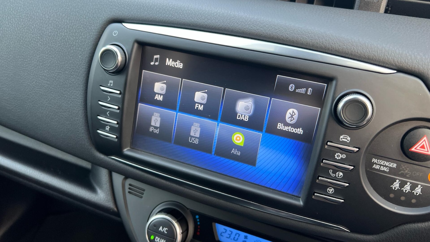 Used Toyota Yaris 2018 for sale - 76866114: Photo 47