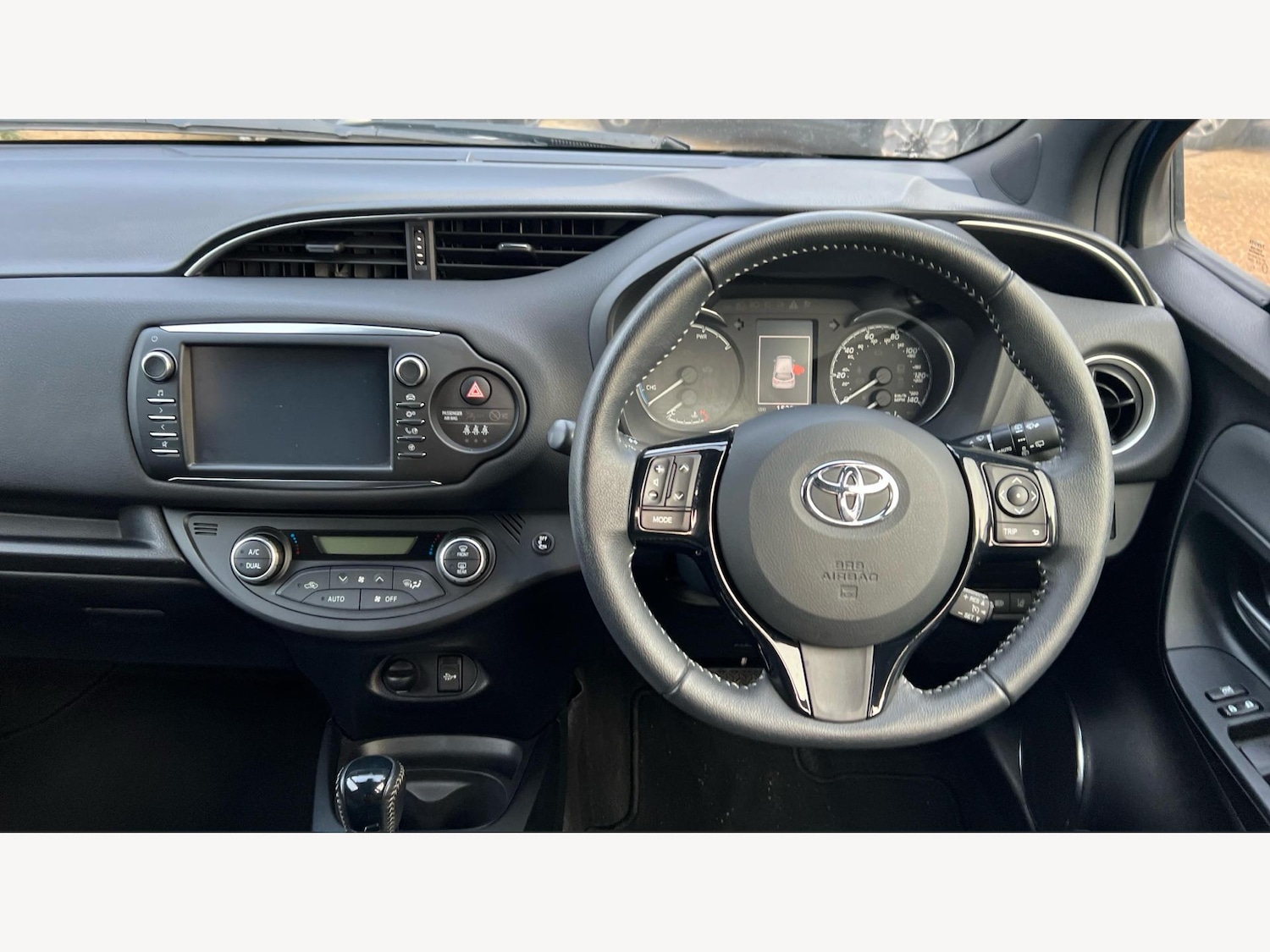 Used Toyota Yaris 2018 for sale - 76866114: Photo 8
