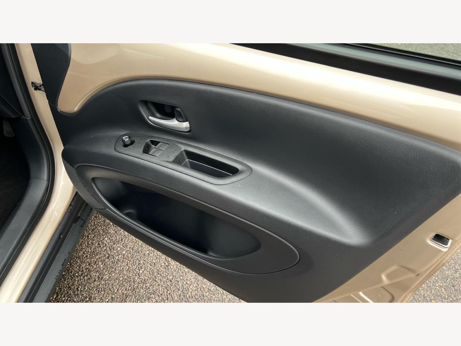 Used Toyota Aygo X 2022 for sale - 76175245: Photo 31