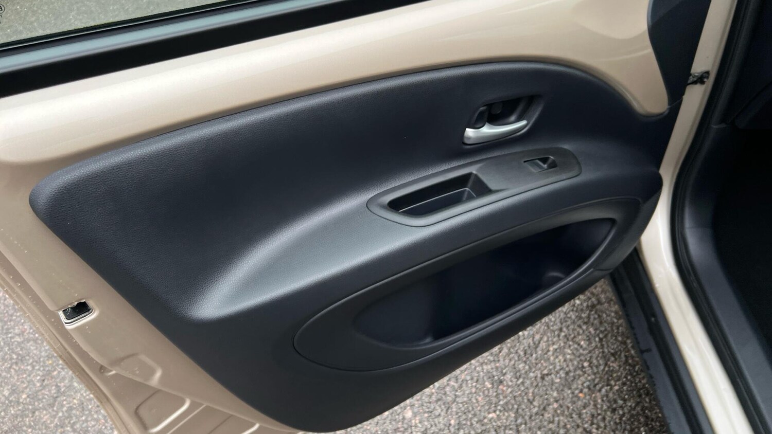 Used Toyota Aygo X 2022 for sale - 76175245: Photo 34