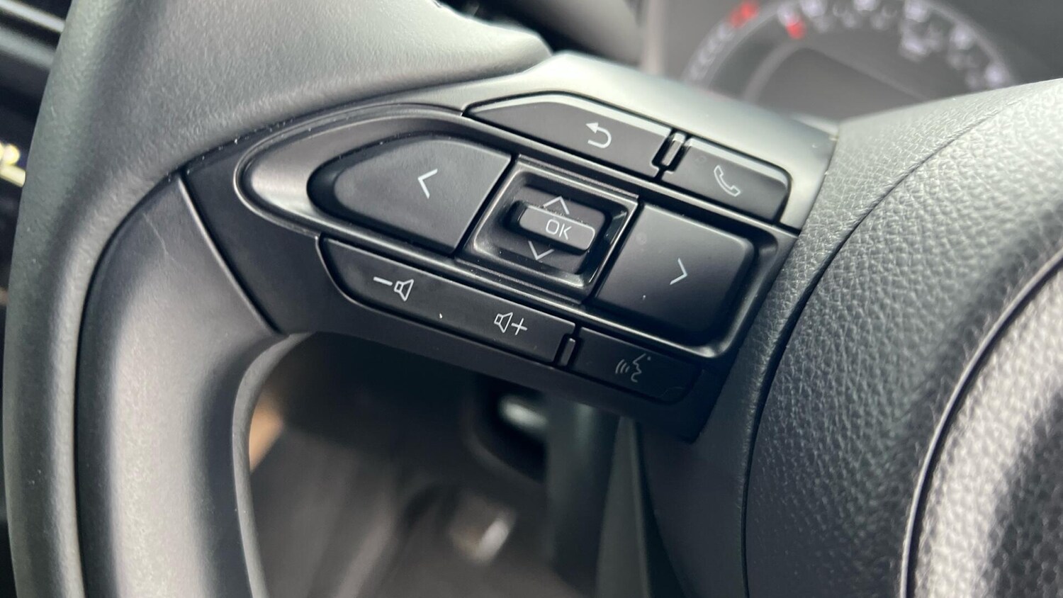 Used Toyota Aygo X 2022 for sale - 76175245: Photo 39