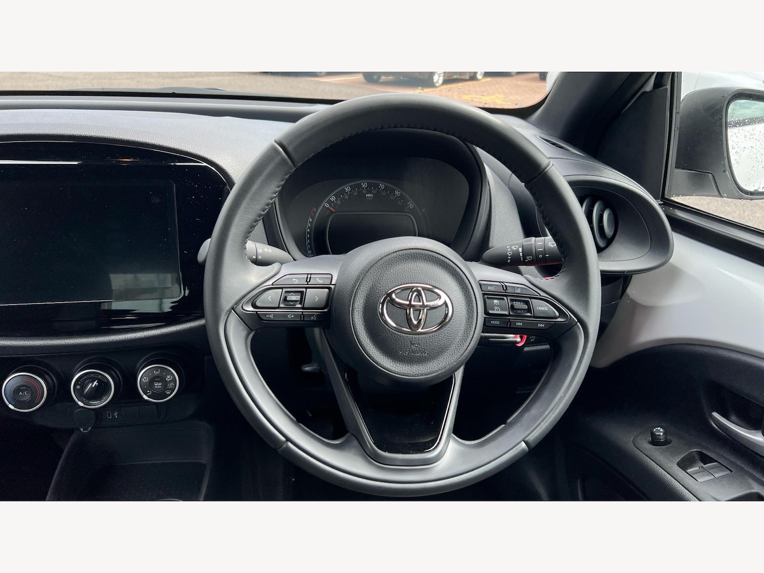 Used Toyota Aygo X 2024 for sale - 77120012: Photo 10