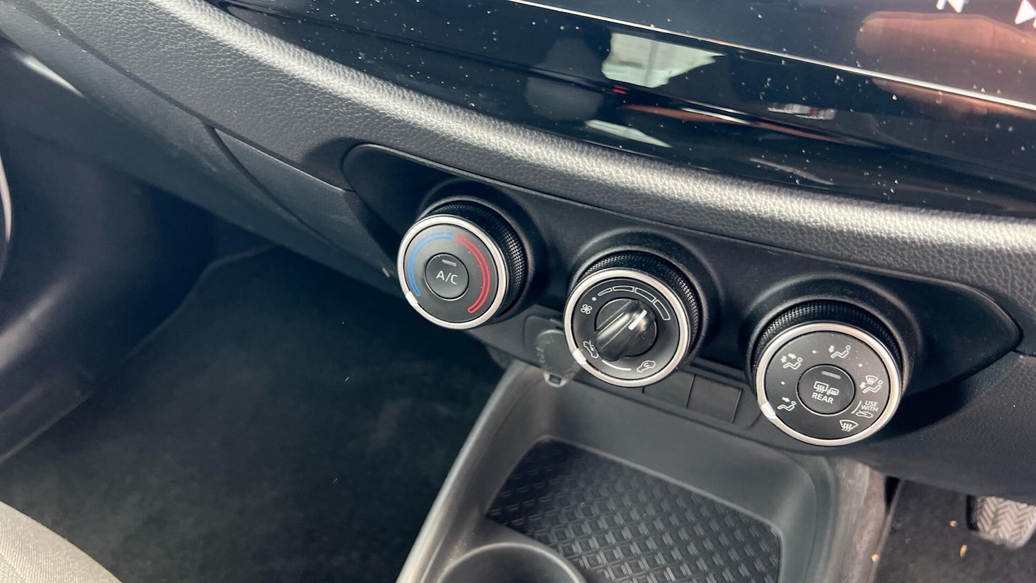 Used Toyota Aygo X 2024 for sale - 77120012: Photo 38