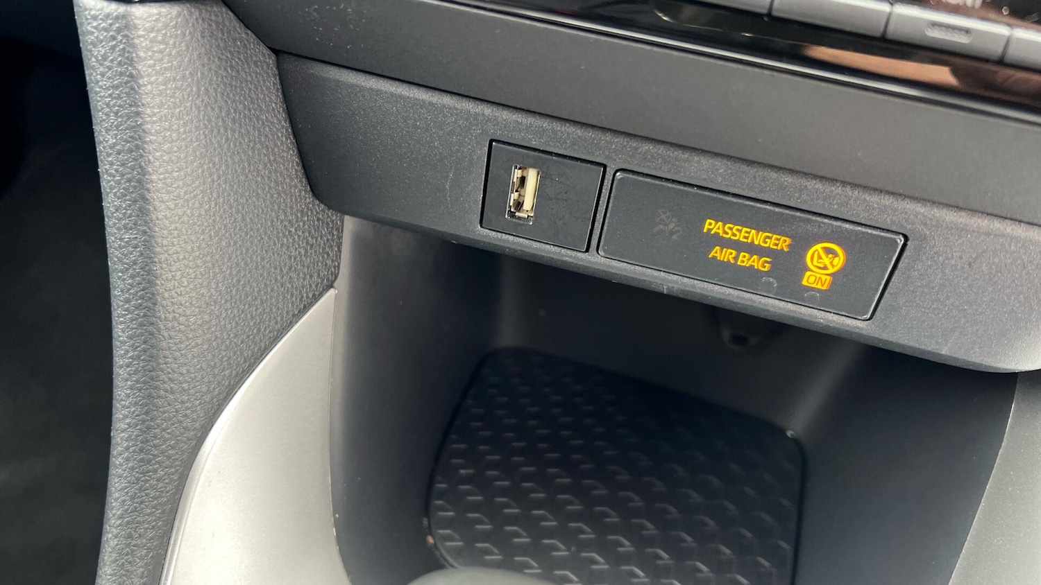 Used Toyota Yaris 2022 for sale - 78006390: Photo 38