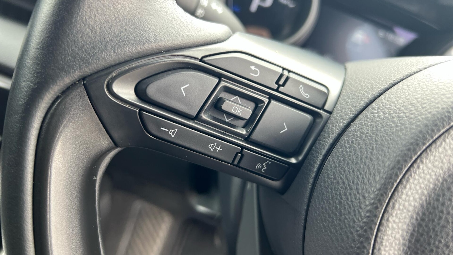 Used Toyota Yaris 2022 for sale - 78006390: Photo 39