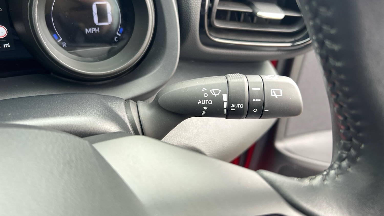 Used Toyota Yaris 2022 for sale - 78006390: Photo 42