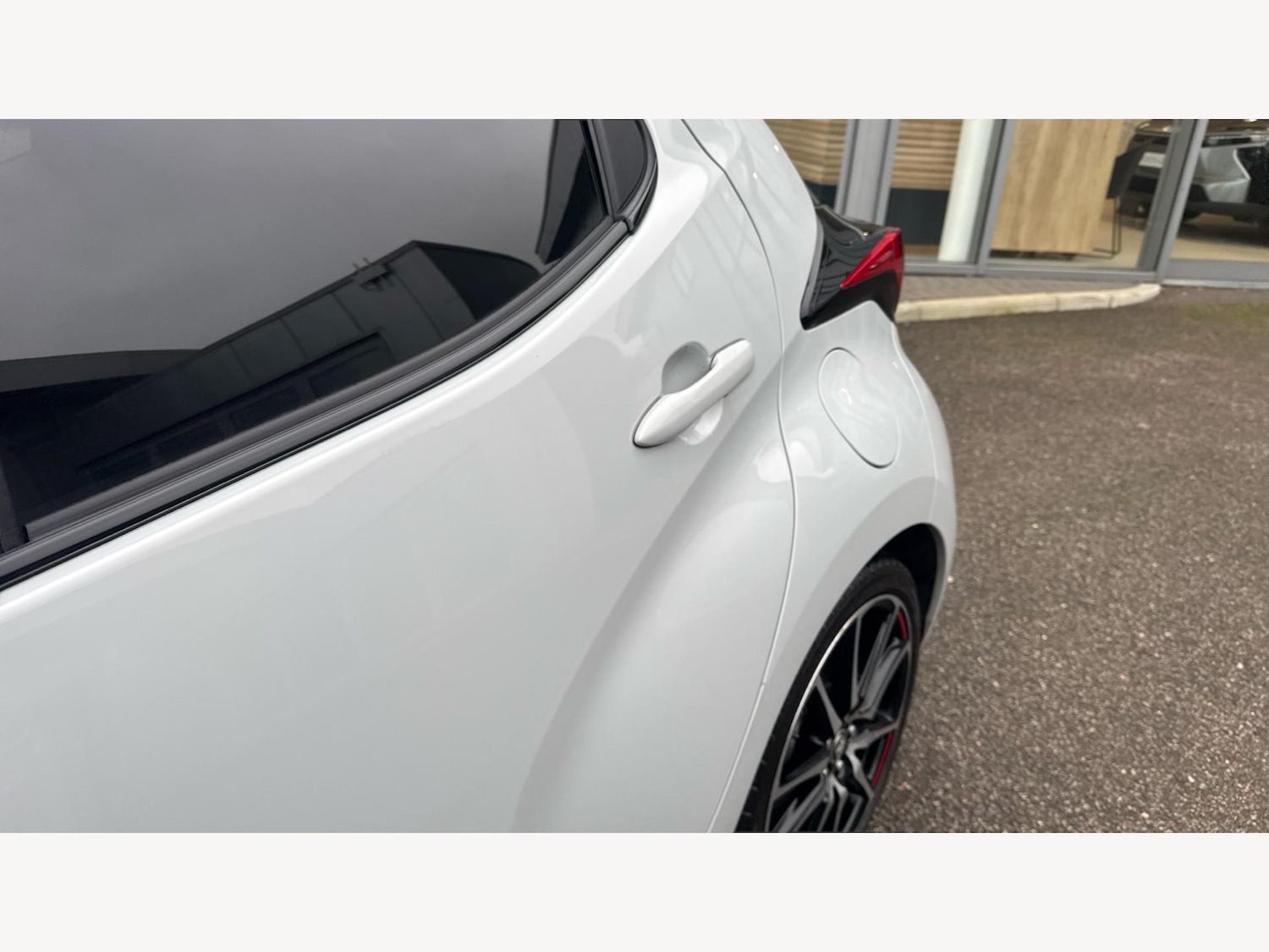 Used Toyota Yaris 2023 for sale - 77358775: Photo 25