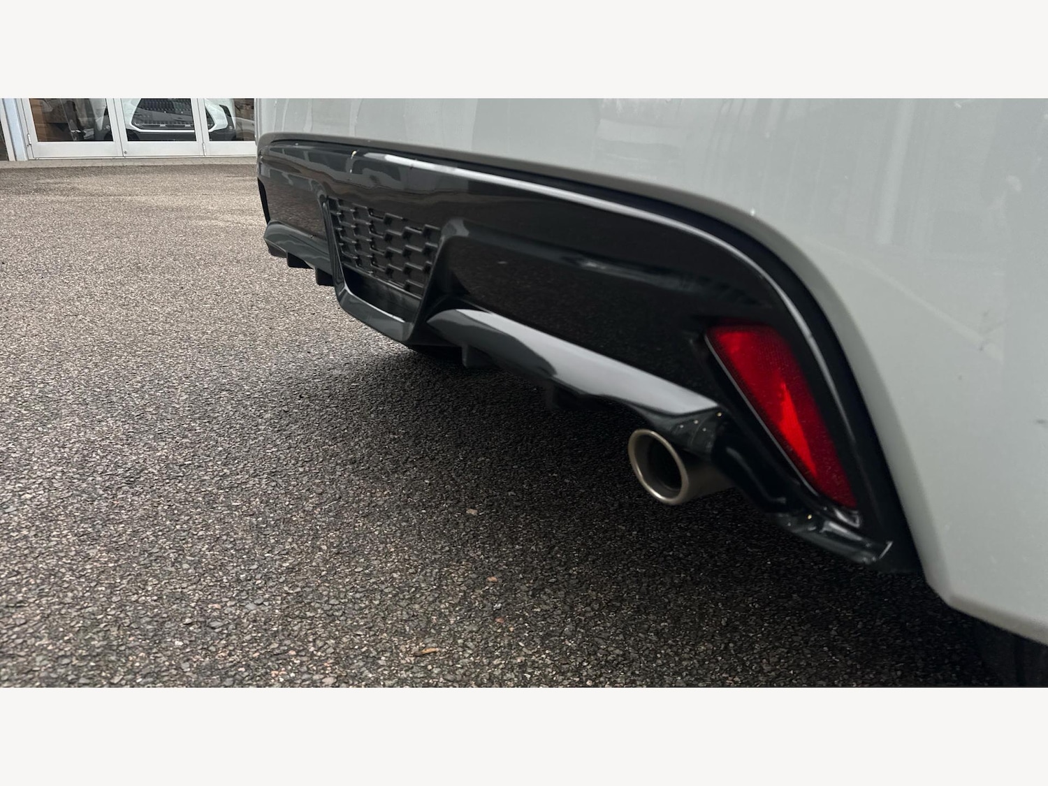 Used Toyota Yaris 2023 for sale - 77358775: Photo 30