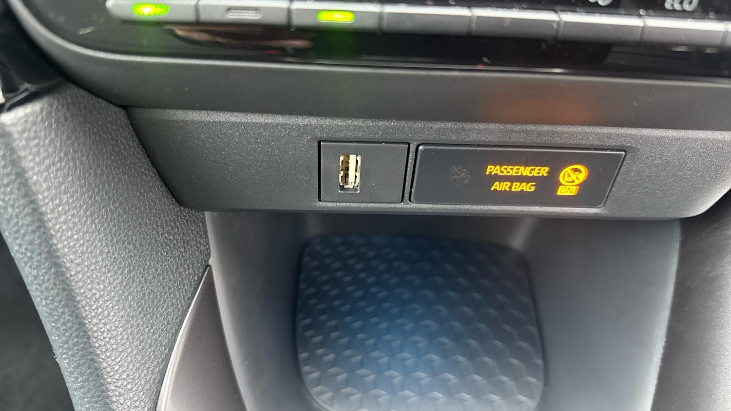 Used Toyota Yaris 2023 for sale - 77358775: Photo 46