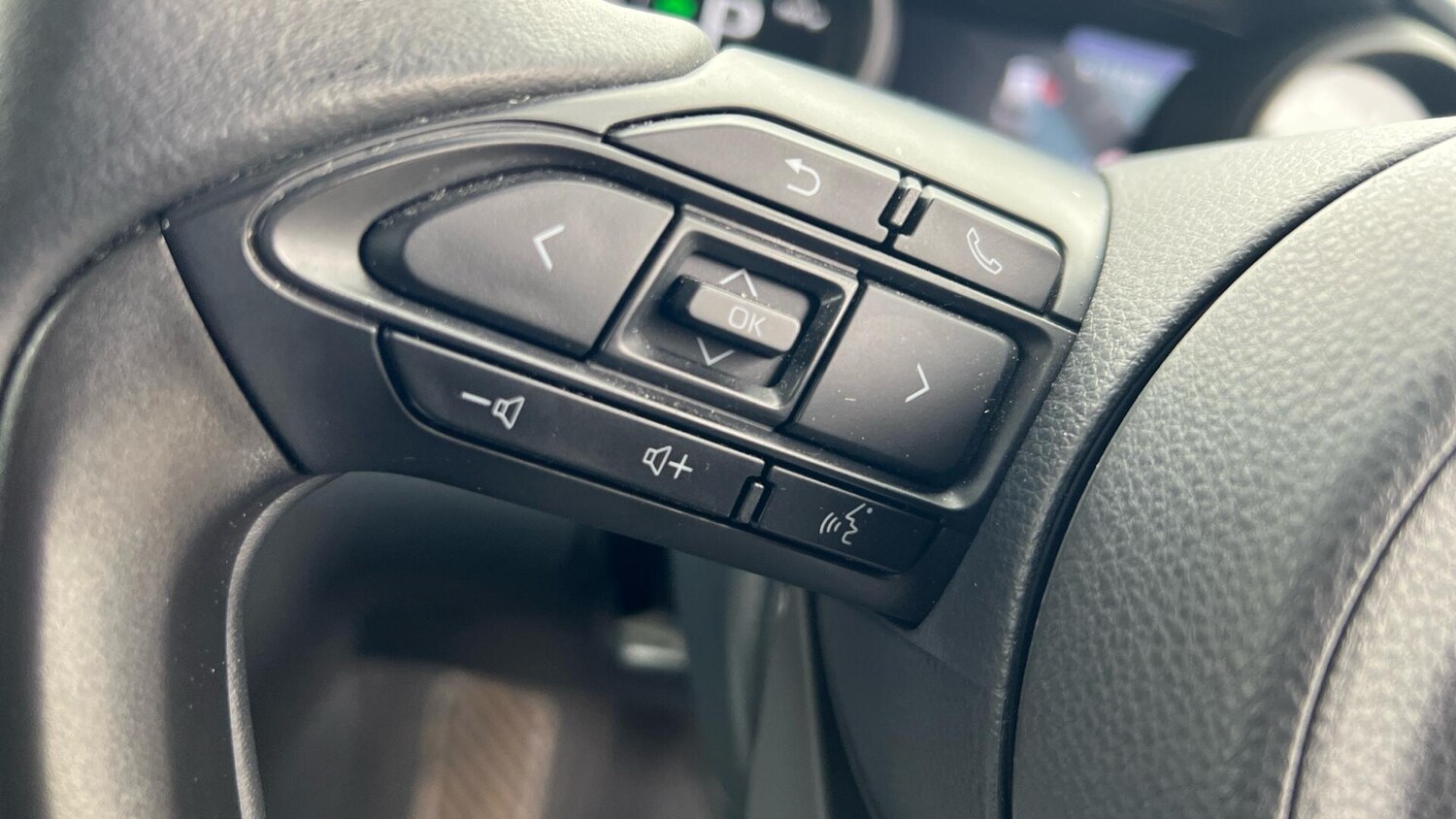 Used Toyota Yaris Cross 2024 for sale - 76456934: Photo 37