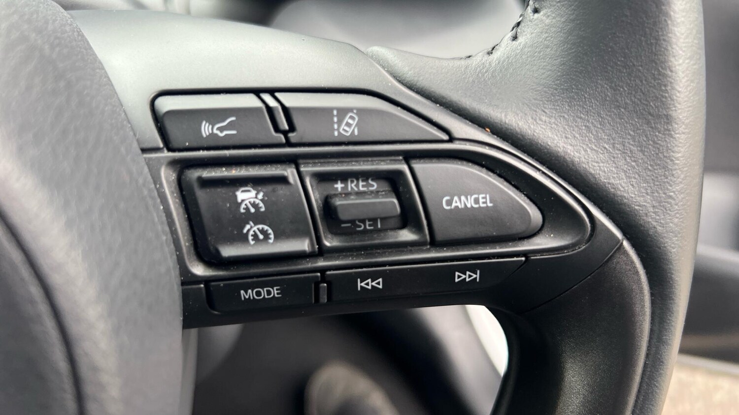 Used Toyota Yaris Cross 2024 for sale - 76456934: Photo 38