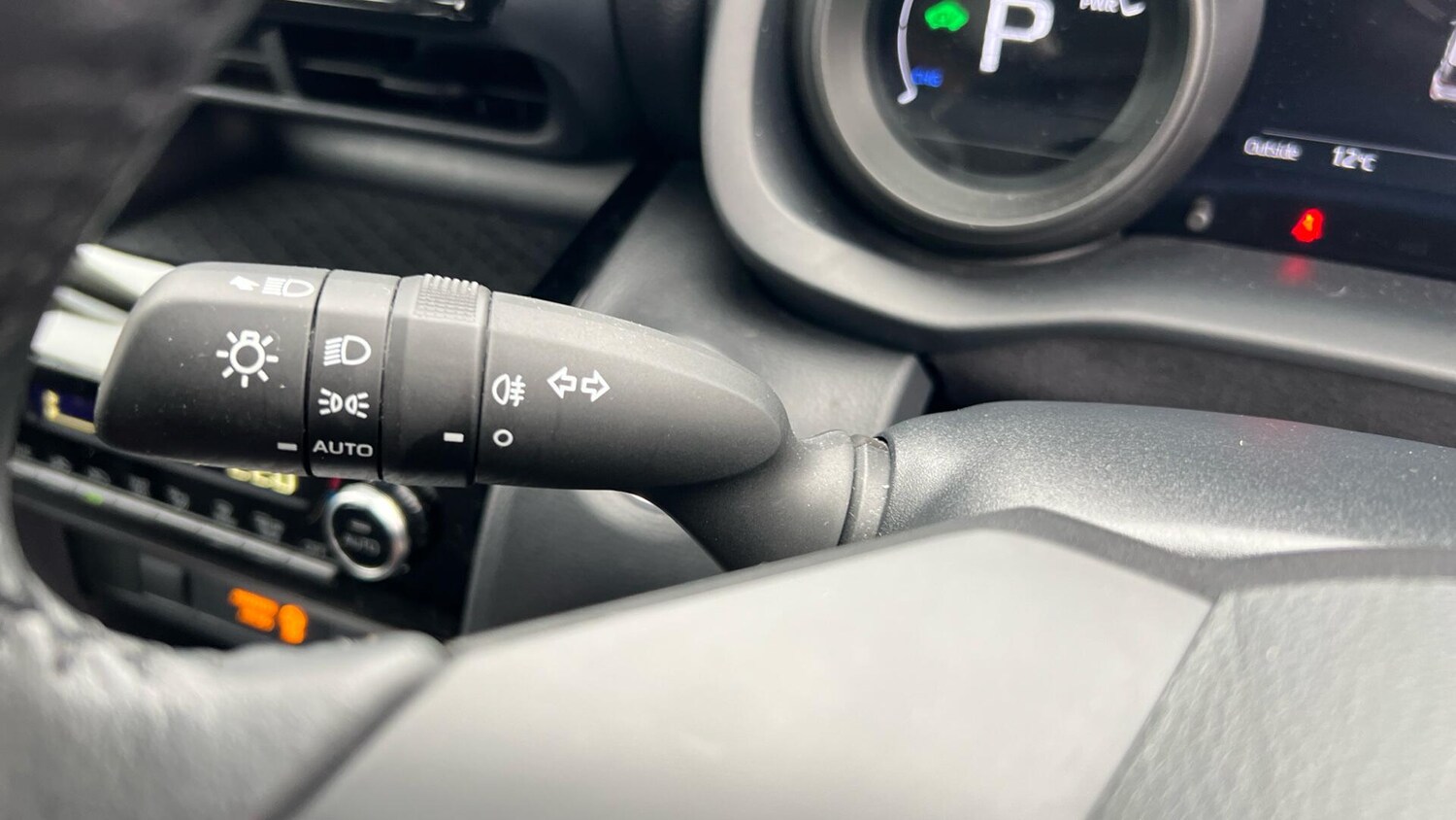 Used Toyota Yaris Cross 2024 for sale - 76456934: Photo 39