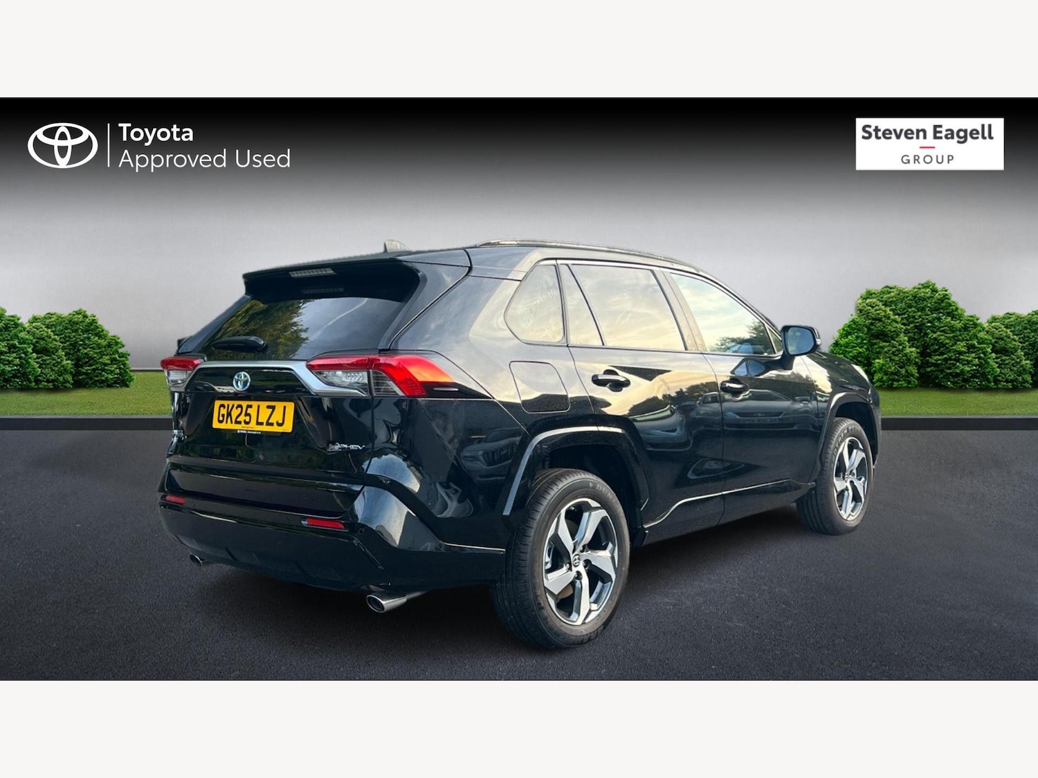 Used Toyota RAV4 2025 for sale - 76326624: Photo 2