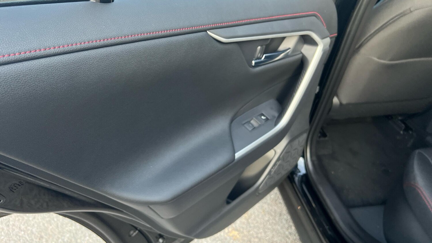 Used Toyota RAV4 2025 for sale - 76326624: Photo 34