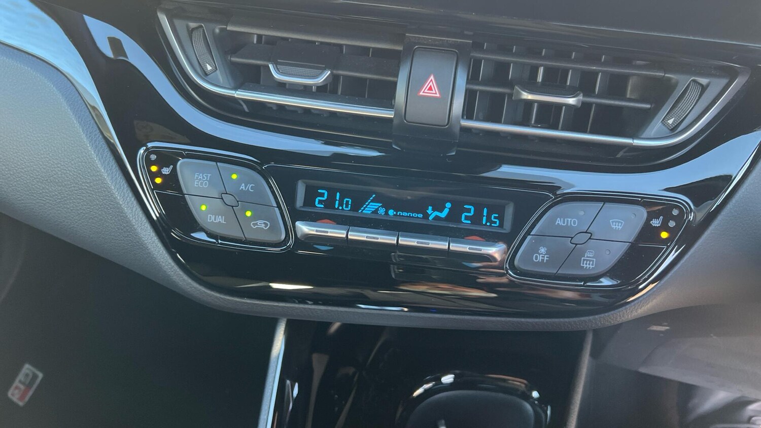 Used Toyota C-HR 2023 for sale - 77468337: Photo 43