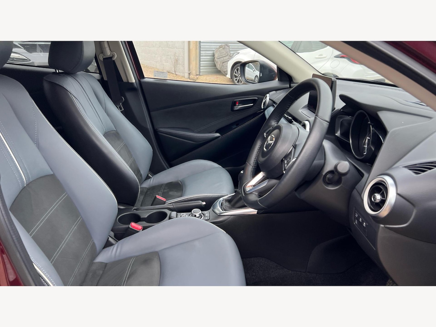 Used Mazda Mazda2 2022 for sale - 76991444: Photo 13