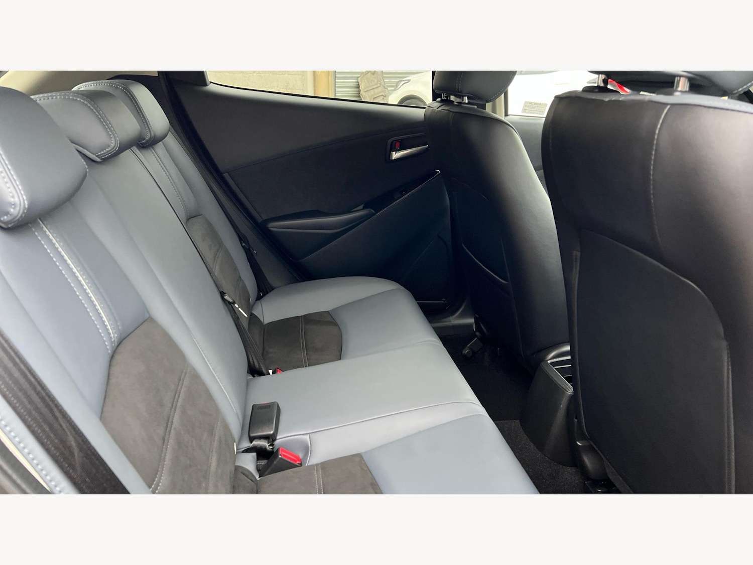 Used Mazda Mazda2 2022 for sale - 76991444: Photo 14