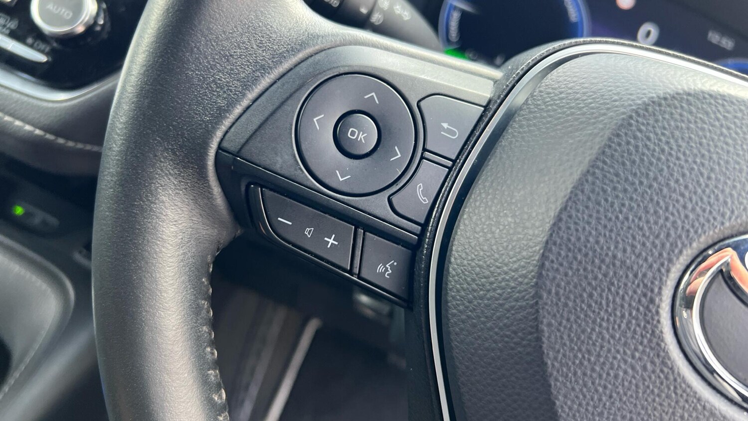 Used Toyota Corolla for sale - 77926243: Photo 38