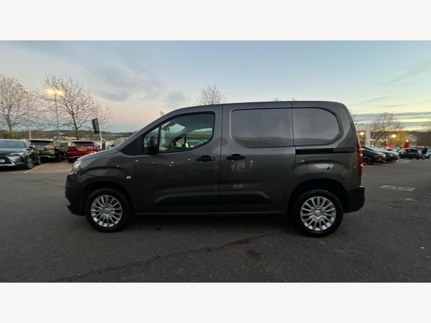 Used Toyota ProAce 2023 for sale - 76964470: Photo 19