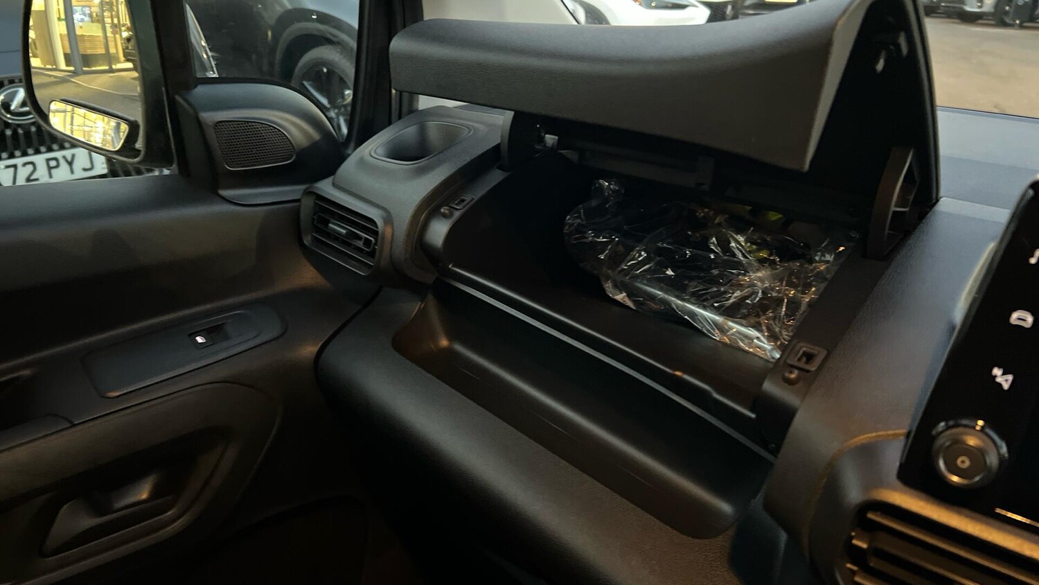 Used Toyota ProAce 2023 for sale - 76964470: Photo 37