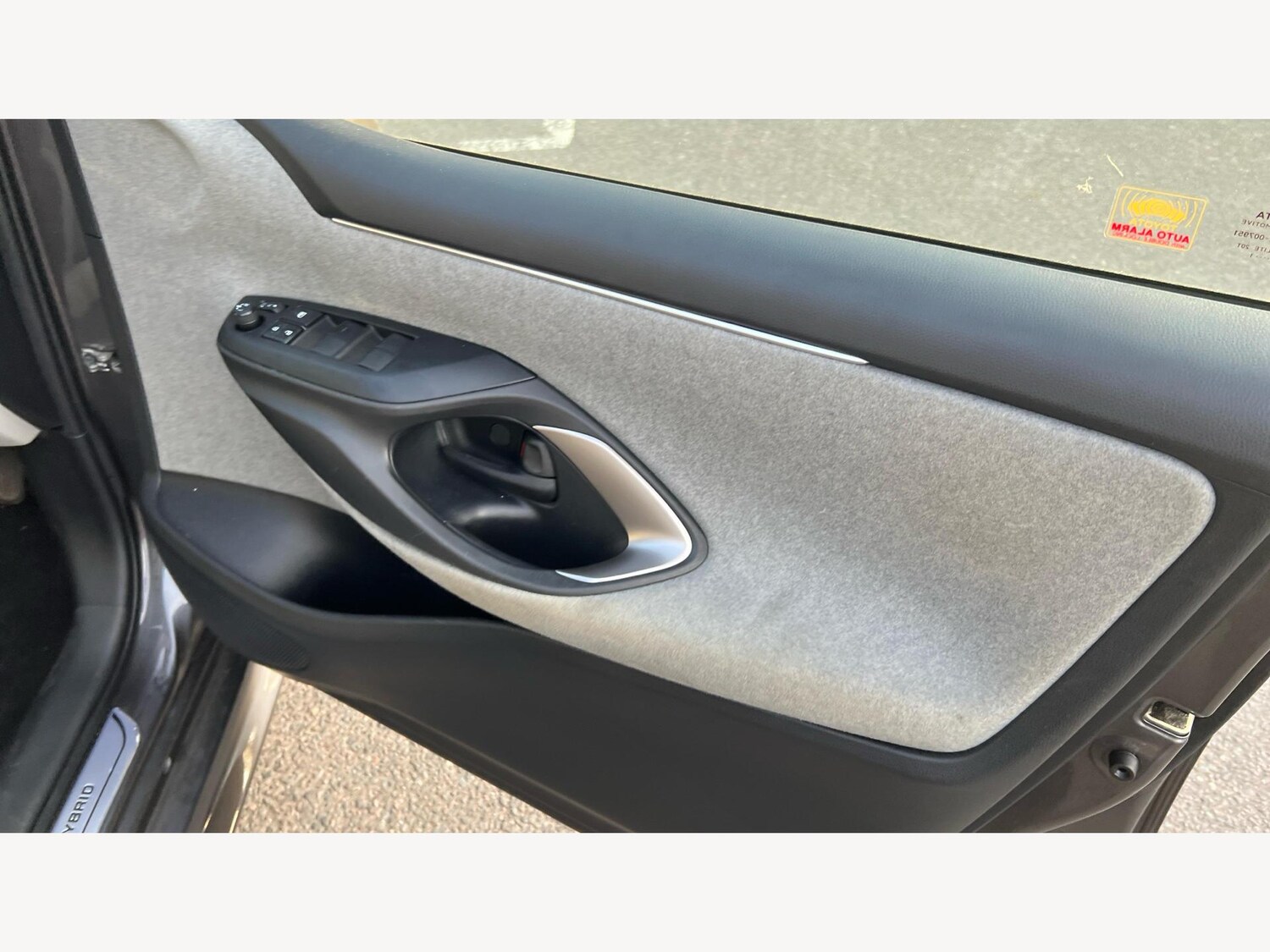 Used Toyota Yaris 2021 for sale - 76247285: Photo 30