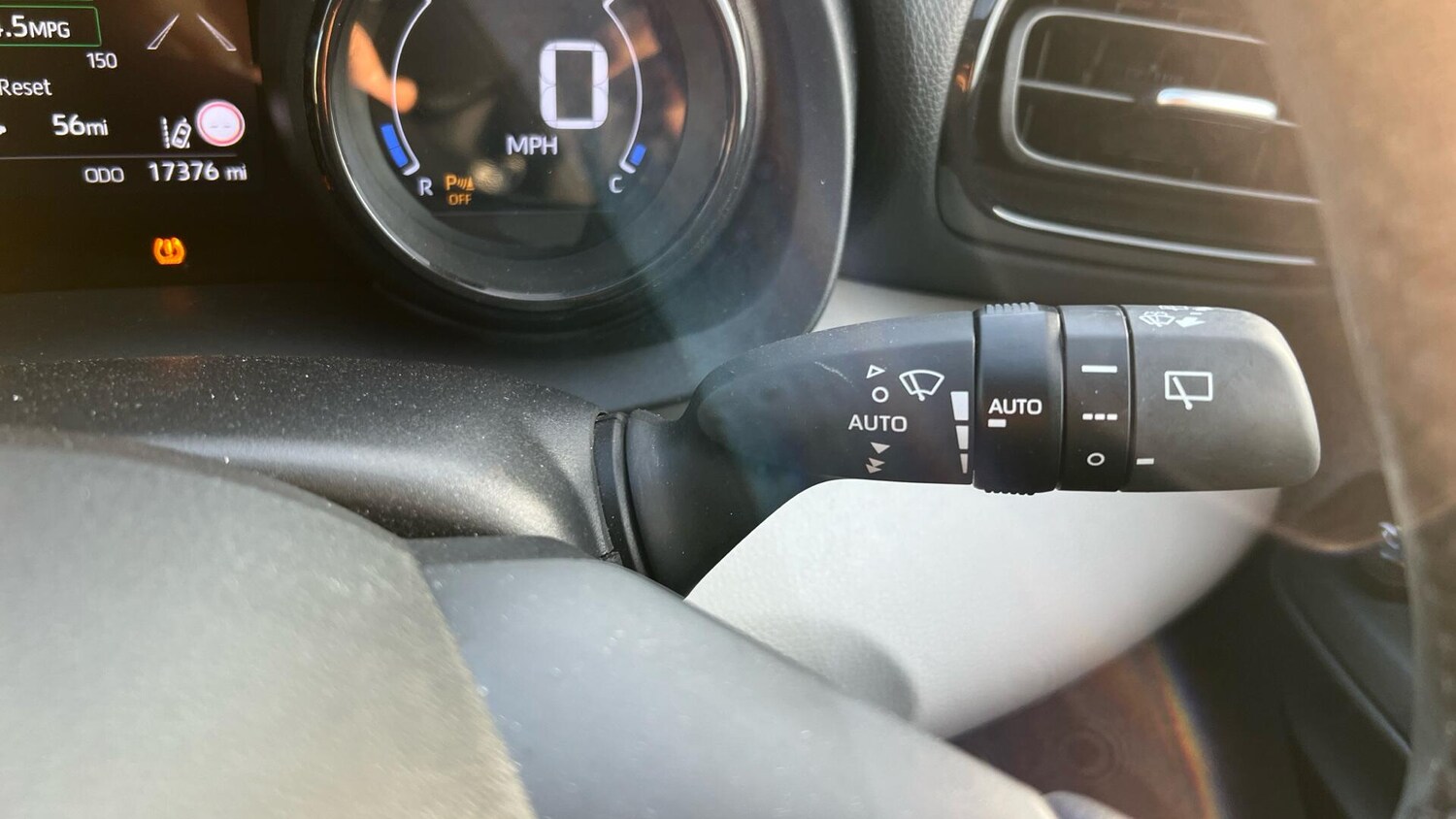 Used Toyota Yaris 2021 for sale - 76247285: Photo 40