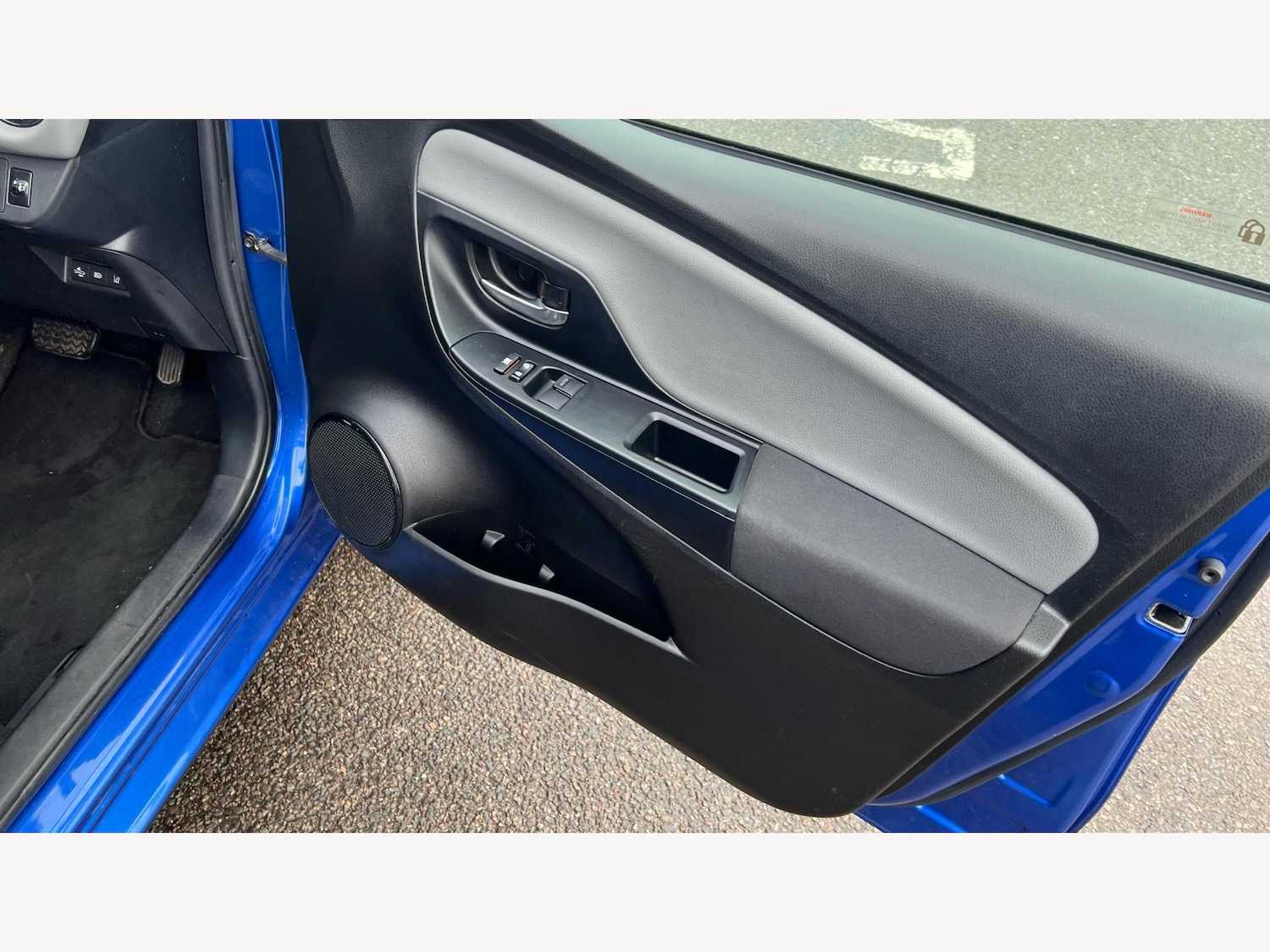 Used Toyota Yaris for sale - 77291344: Photo 31