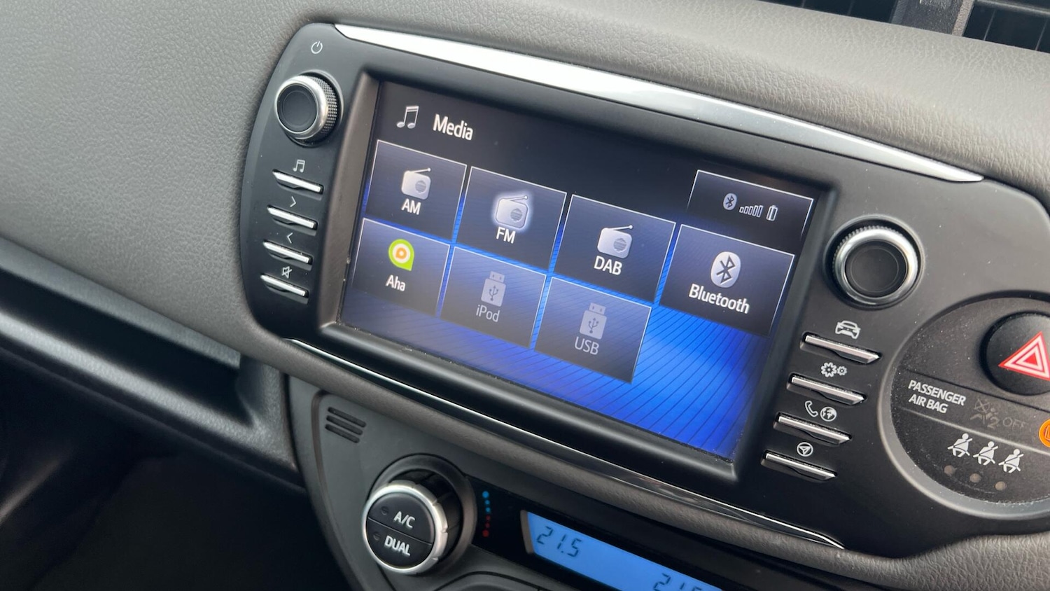 Used Toyota Yaris for sale - 77291344: Photo 47