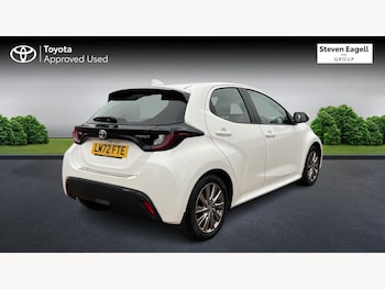 Used Toyota Yaris 2022 for sale - 76175108: Photo