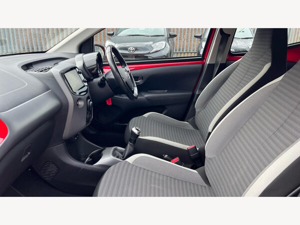 Used Toyota AYGO 2019 for sale - 76295141: Photo 12