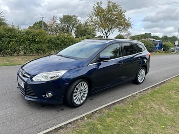 Used Ford Focus 2011 for sale - 75819104: Photo