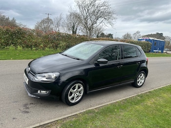 Used Volkswagen Polo 2010 for sale - 77898885: Photo
