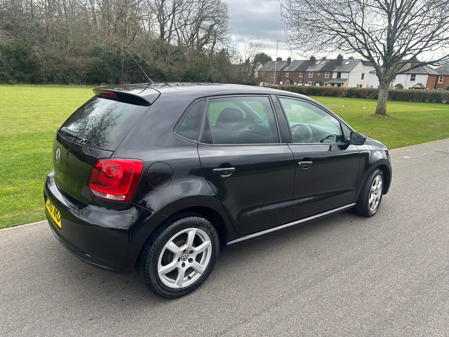 Used Volkswagen Polo 2010 for sale - 77898885: Photo 7