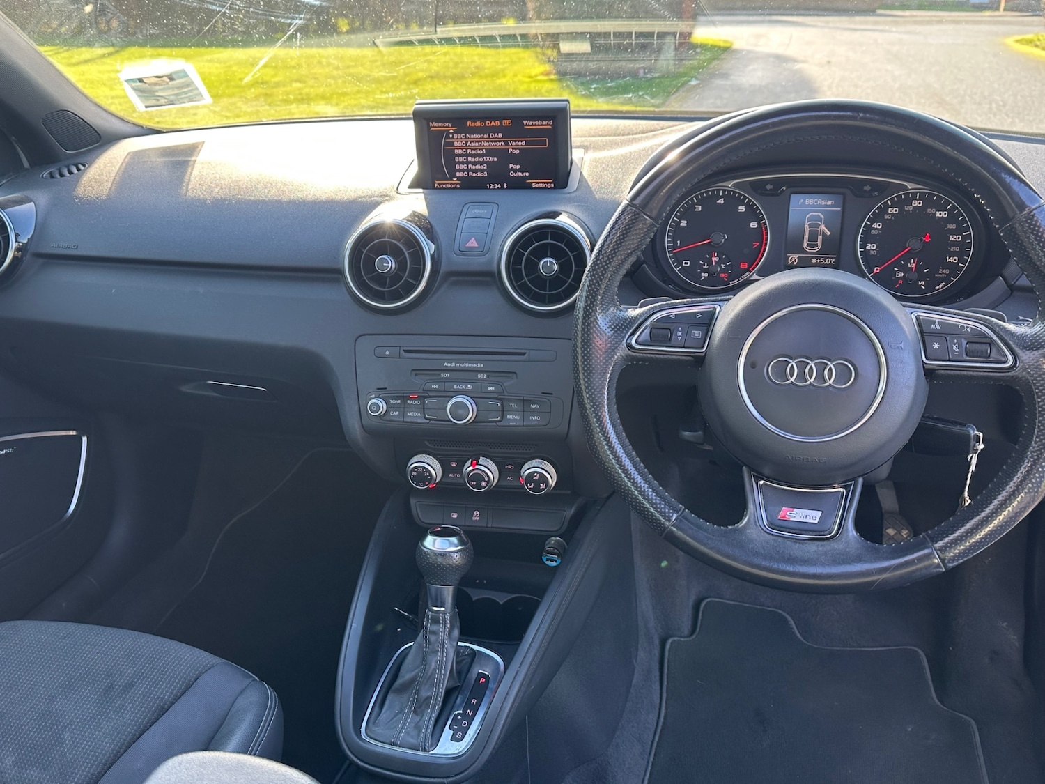 Used Audi A1 2011 for sale - 77167220: Photo 8