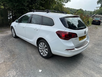 Used Vauxhall Astra 2013 for sale - 75352757: Photo
