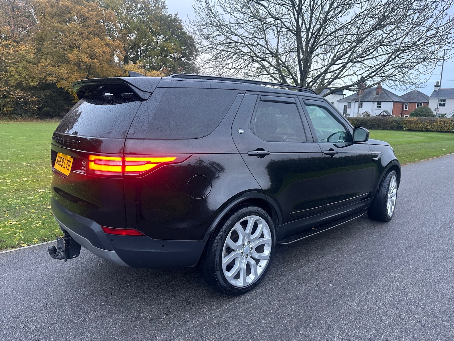 Used Land Rover Discovery 2019 for sale - 76460938: Photo 5