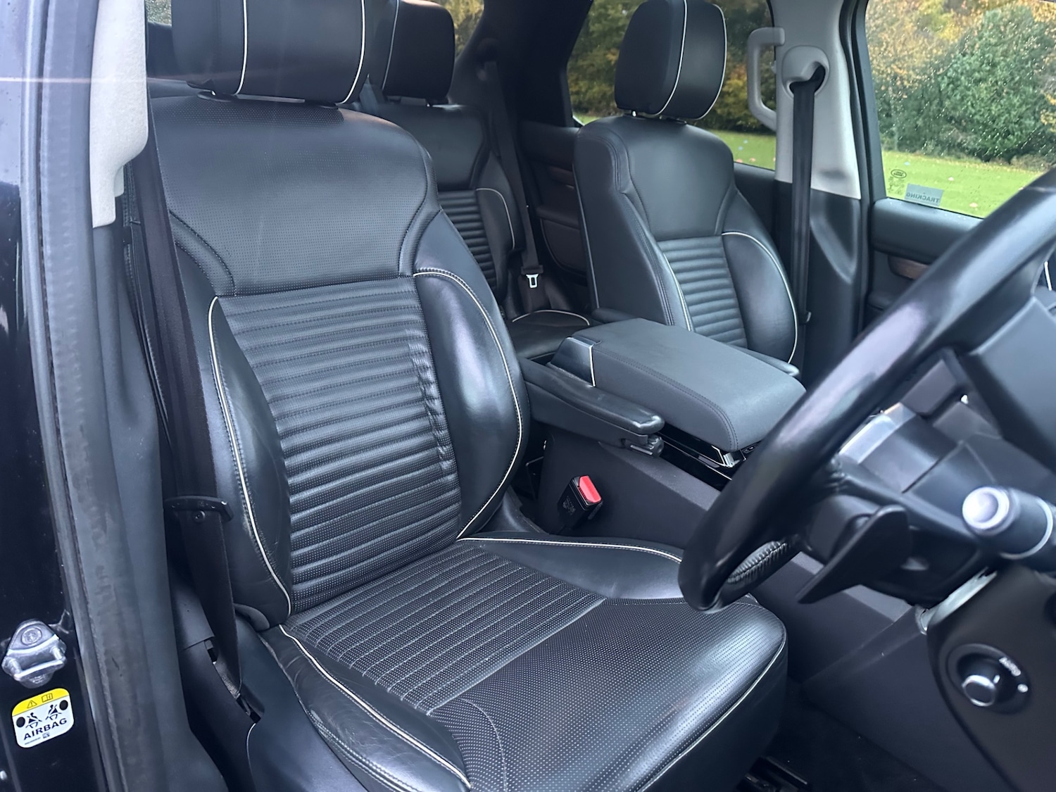 Used Land Rover Discovery 2019 for sale - 76460938: Photo 8