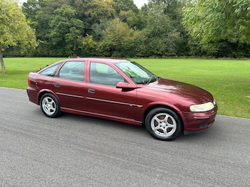 2002 (51) - 1.8 LS 5dr [AC]