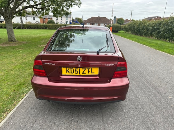 Used Vauxhall Vectra 2002 for sale - 76109932: Photo 6
